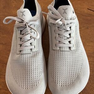 Men's Athletic Knit Sneakers in Light Gray by flux size 8 M 9.5 w